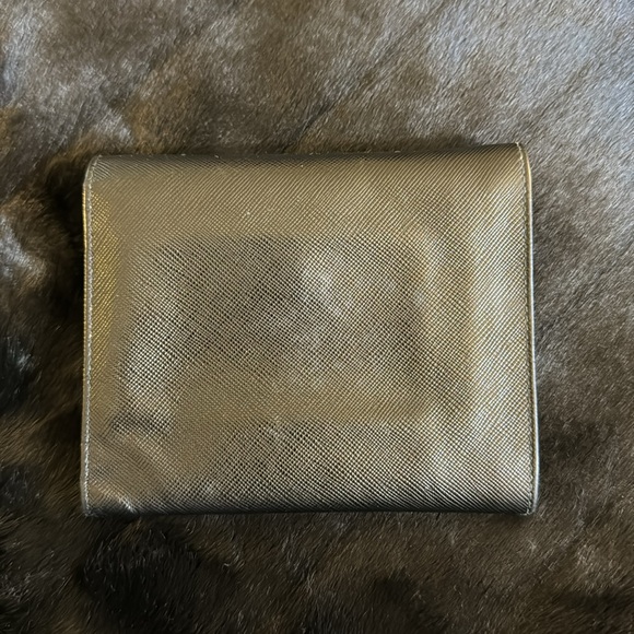PRADA Saffiano Trifold Wallet - Picture 3 of 7